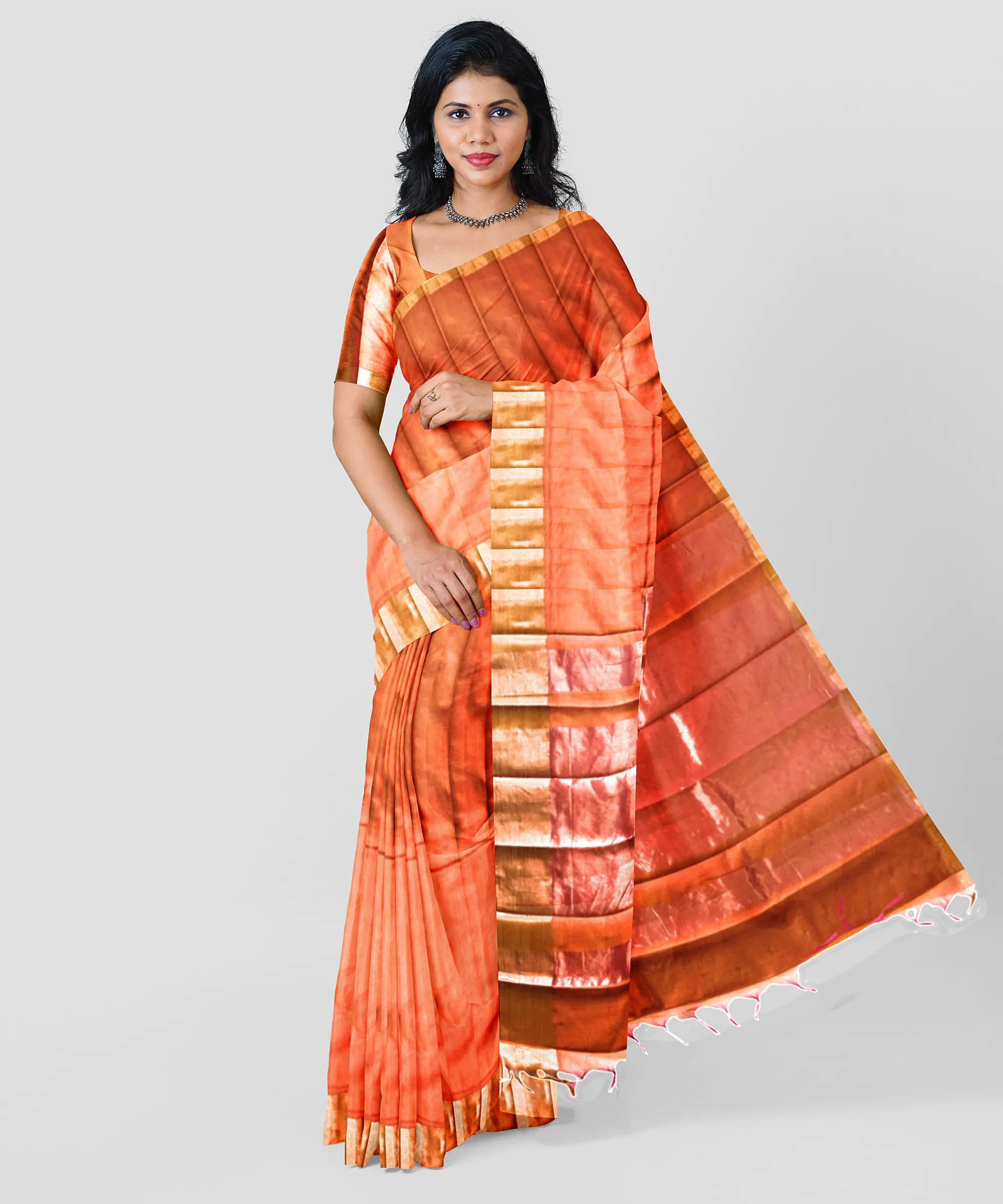 Woodloom Handloom Saree Cotton And Kora Silk Blend With Copper Finish Kasavu Border