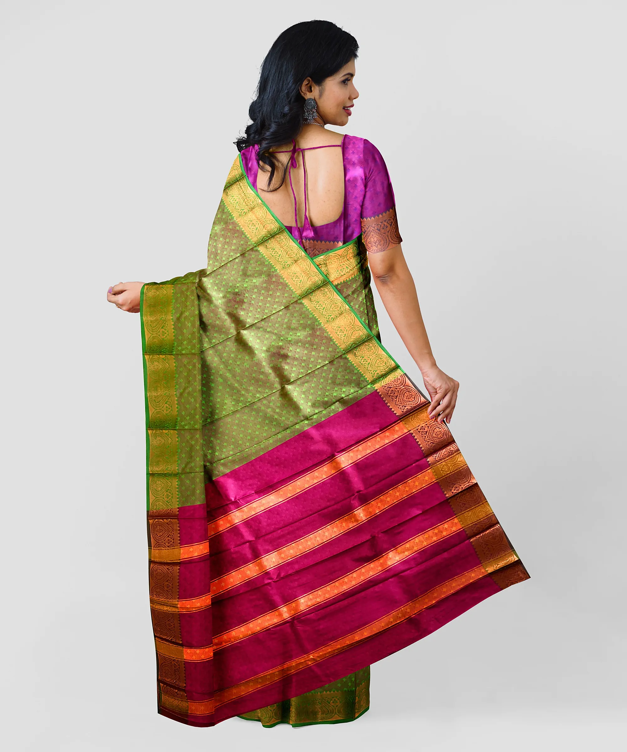 Woodloom Handloom Saree Cotton And Kora Silk Blend With Kasavu Border - Image 3