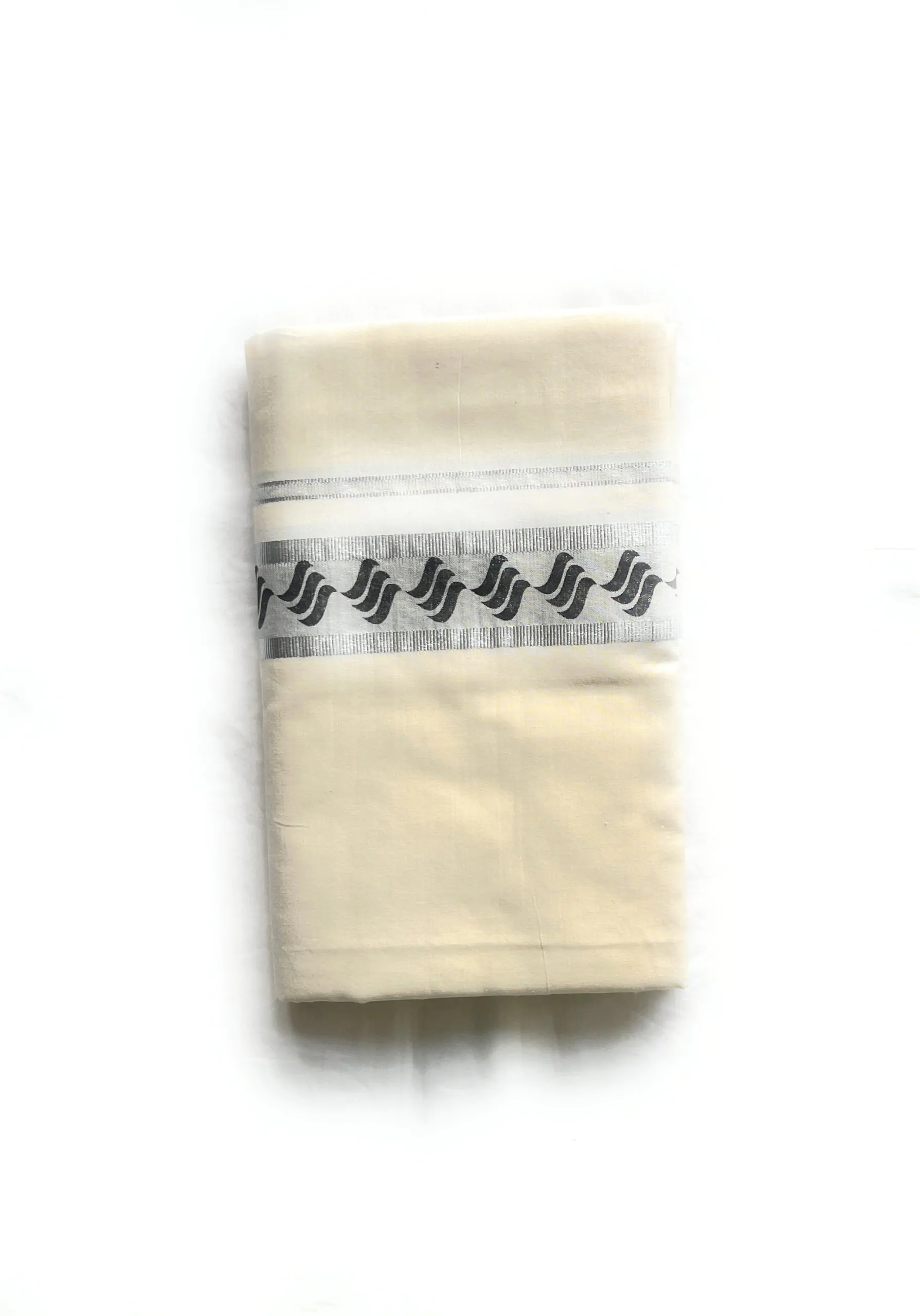 WOODLOOM HANDLOOM KERALA KASAVU MUNDU - Image 3