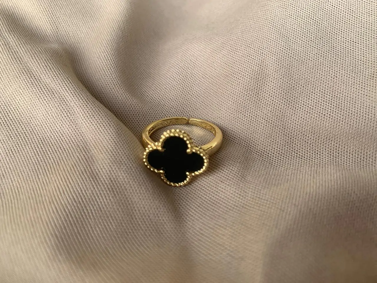 Kallos By Woodenza Clover Ring