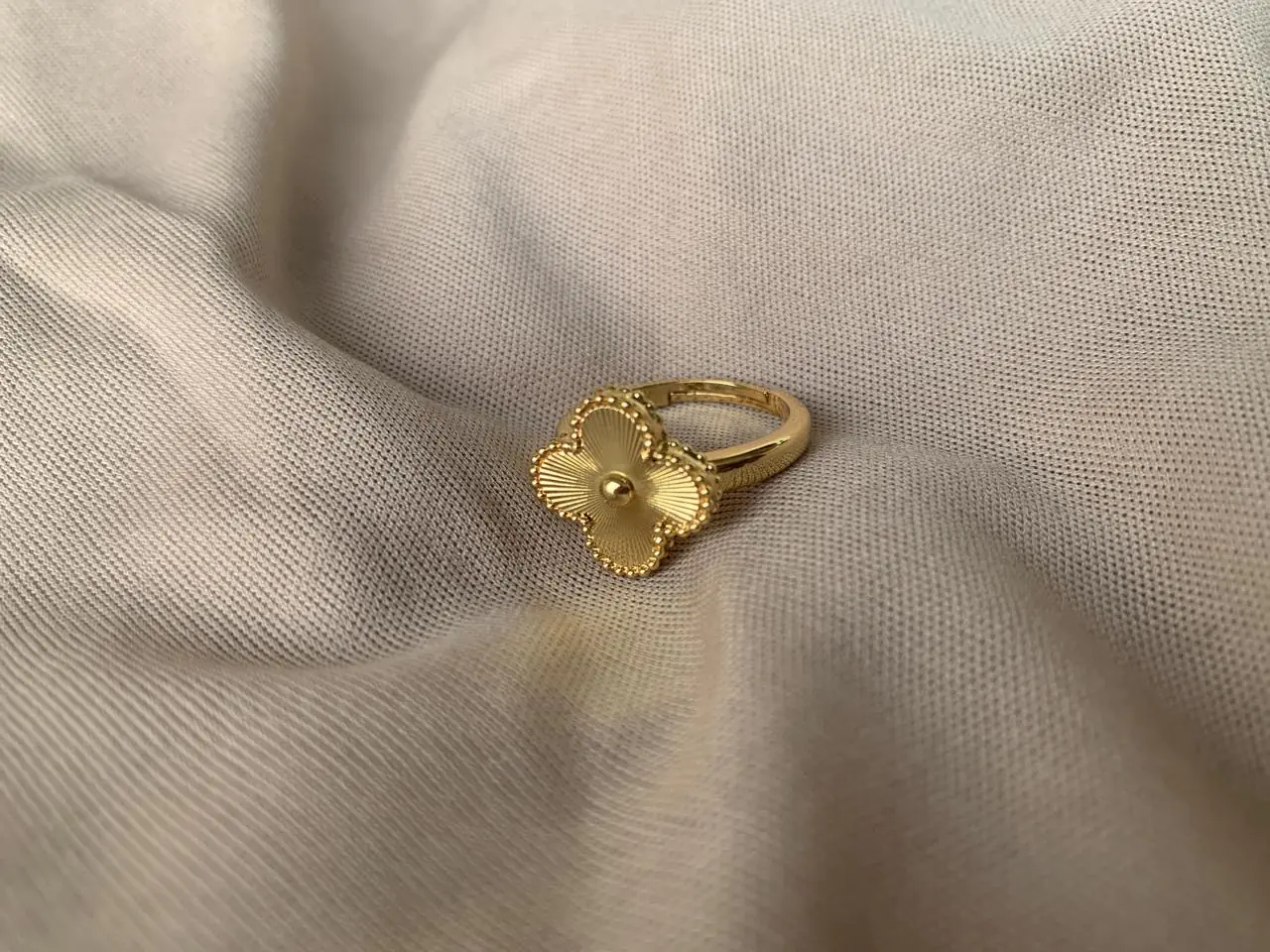 Kallos By Woodenza Clover Ring