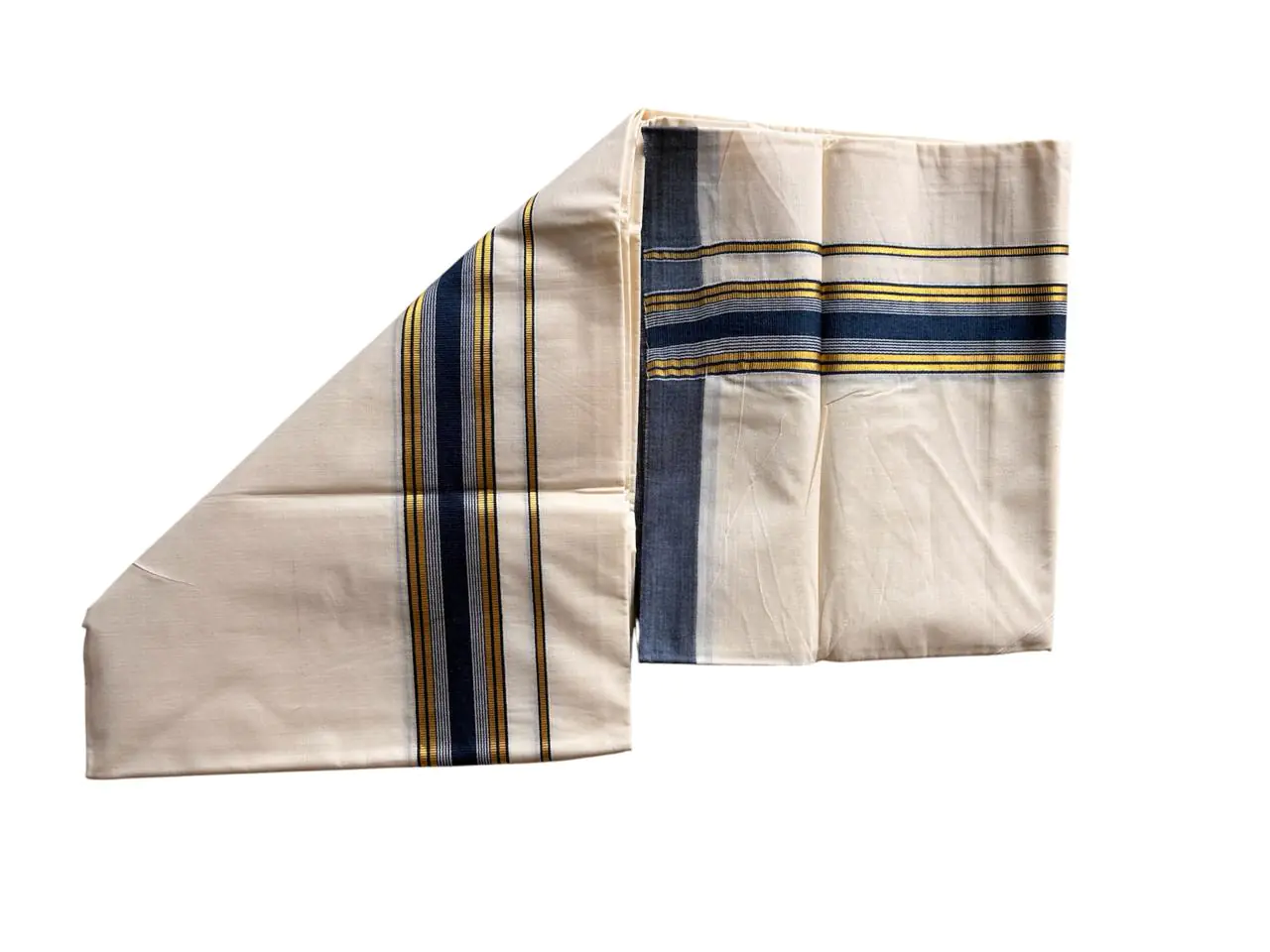Woodloom Handloom Mundu Woven Men Dhoti - Image 2